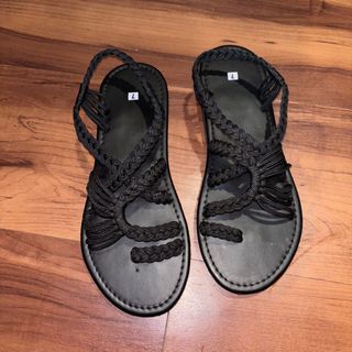 (Category: ) located in . Submitted by beaupapillon_ (Listing ID 1418736600, Image 1). Description: .