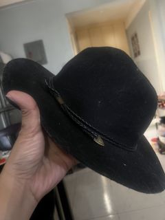 (Category: ) located in . Submitted by cheek888 (Listing ID 1418776393, Image 1). Description: .