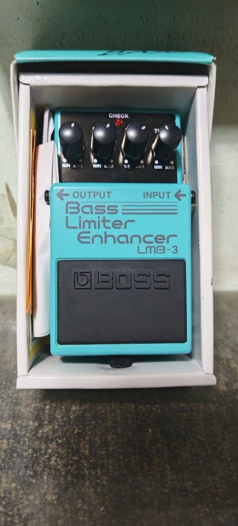 Boss bass limiter guitar effects (Category: Musical Instruments) located in Paranaque City. Submitted by yourhonorvoy (Listing ID 1418715279, Image 1). Description: Boss lmb 3 bass limiter 4.5k Almost new 👍Payment thru cash, bank transfer, gcash or in any remittance center 🚚We do shipping👍via lalamove and grab ✈️🚢🚆We also ship nation wide, dipende sa location nyo 💪Payment first before shipping.... Location: sucat paranaque city Thank you! .
