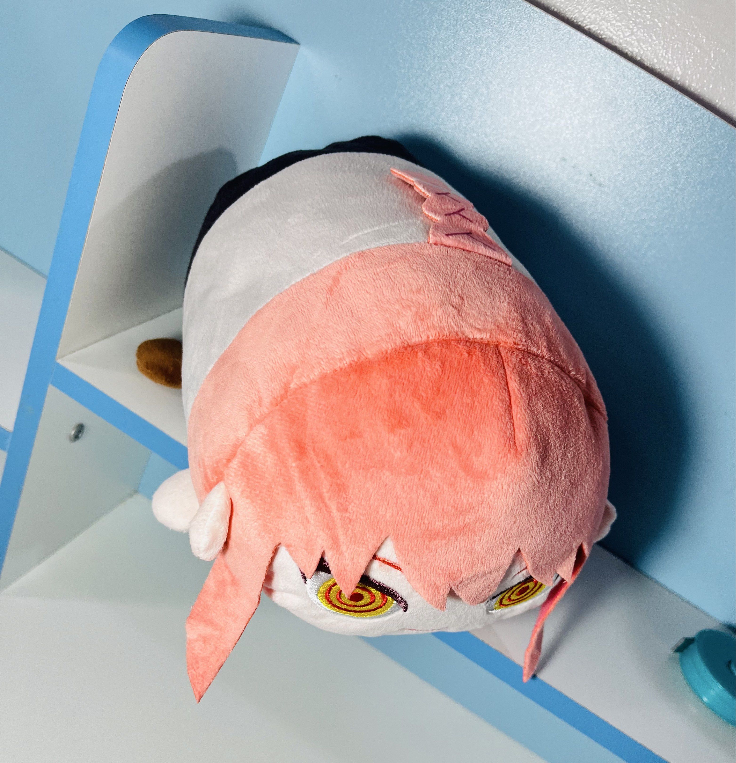 Chainsaw Man Makima Plushie (Category: Plushies & Soft Toys) located in Cainta. Submitted by jjsp_monsterhunting (Listing ID 1418652258, Image 2). Description: chainsaw man makima plushie approx 10 inches with brand tag meet up pin loc cainta shipping options LALAMOVE✅ JNT✅.
