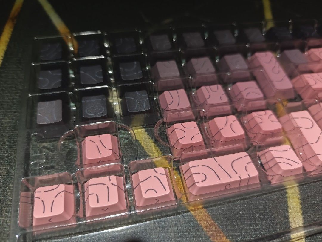Contour Keycap Set (133) (Category: Computer Keyboard) located in Bocaue. Submitted by deathwizard (Listing ID 1406152047, Image 3). Description: - Blackberry keycap set - 499 pesos Specification: - Compatible with mechanical keyboards - Cherry Profile - w/ box.