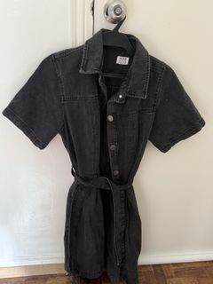 (Category: ) located in . Submitted by thriftie (Listing ID 1418648893, Image 1). Description: .