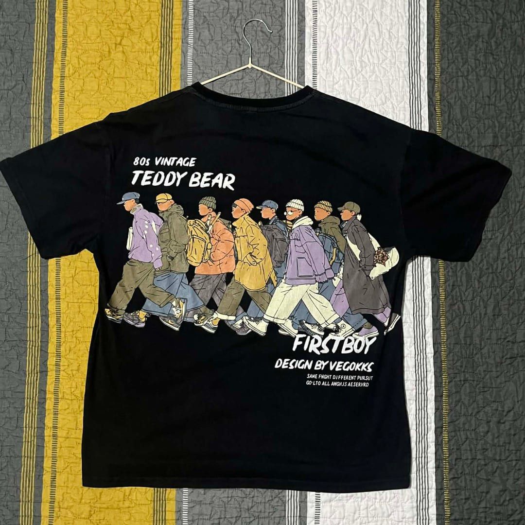 First Boy Daydreamer Black T-Shirt (Category: Tshirts & Polo Shirts ) located in Taguig. Submitted by nico.cab (Listing ID 1418626780, Image 2). Description: 👕 DAYDREAMER 🏷️ Size: M 📐 Measurements: 20.5” x 25” 🎨 Color Condition: 9/10 ✨ Overall Condition: Good ⚠️ Issue: None.