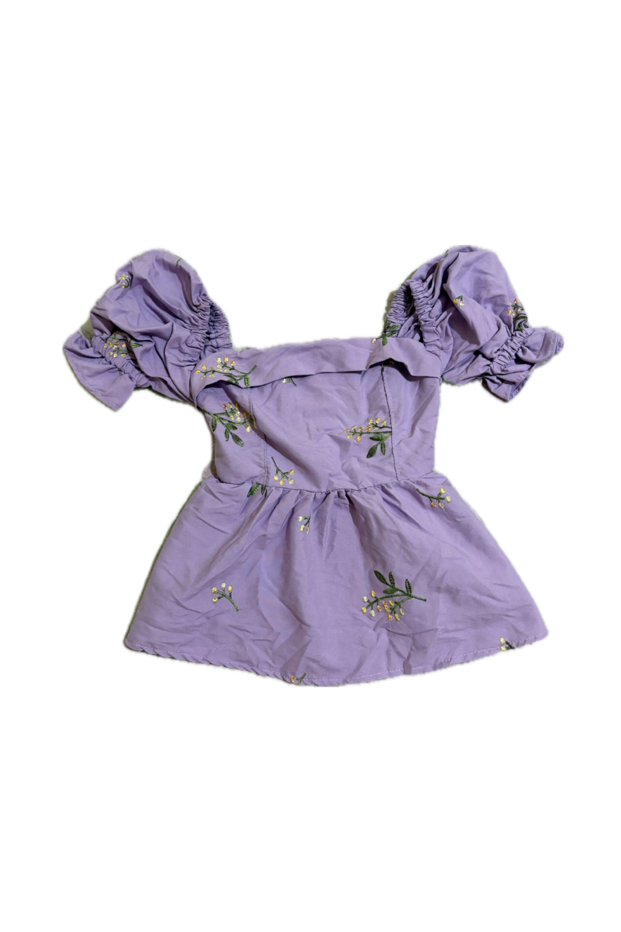 floral purple puff sleeves (Category: Blouses) located in Bulacan. Submitted by seikariiii (Listing ID 1418617922, Image 1). Description: medium used once! 150 + sf/same day delivery.