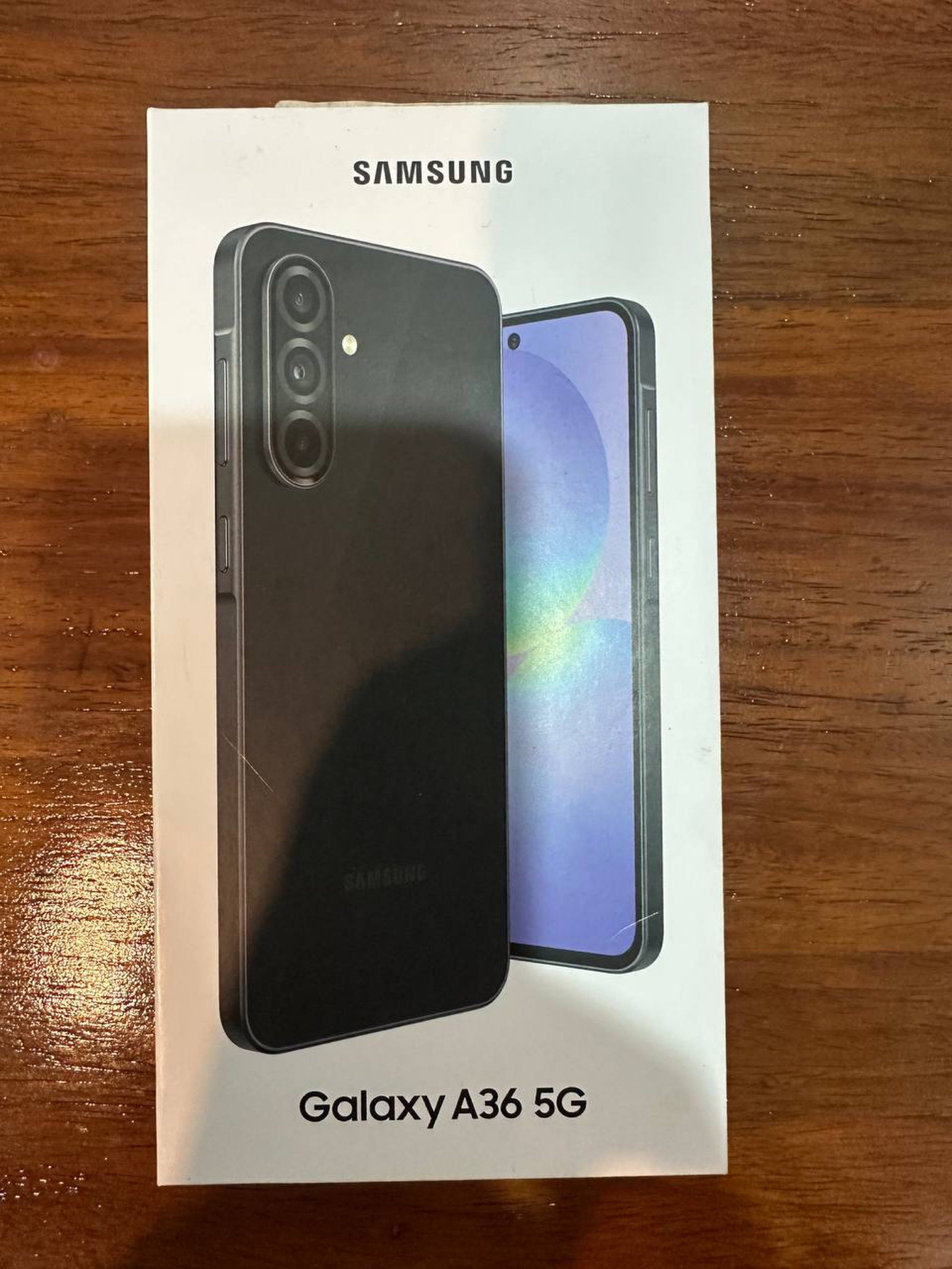 Galaxy A36 5G Brand New (Category: Samsung) located in Quezon City. Submitted by kblcid (Listing ID 1418744106, Image 1). Description: Samsung Galaxy A36 5G | Brand New | Globe Locked SPECS: ✅ Display: 6.7-inch FHD+ Super AMOLED, 120Hz, 1,200 nits brightness ✅ Storage: 8GB RAM with 128GB internal storage ✅ Rear Camera: 50MP (OIS) main + 8MP ultra-wide + 5MP macro ✅ Battery: 5,000 mAh, 45W fast charging ✅With box, manuals and cable (No adapter inc
