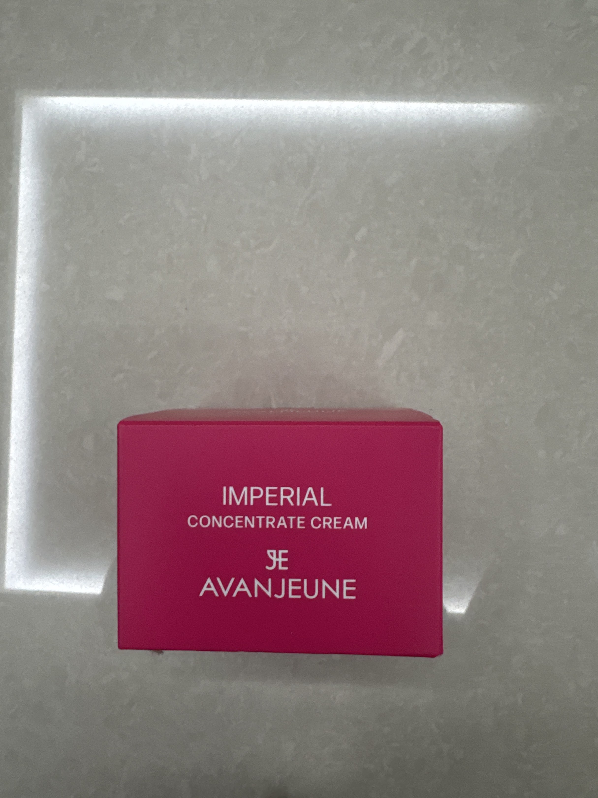 AVANJEUNE Imperial Firming Cream