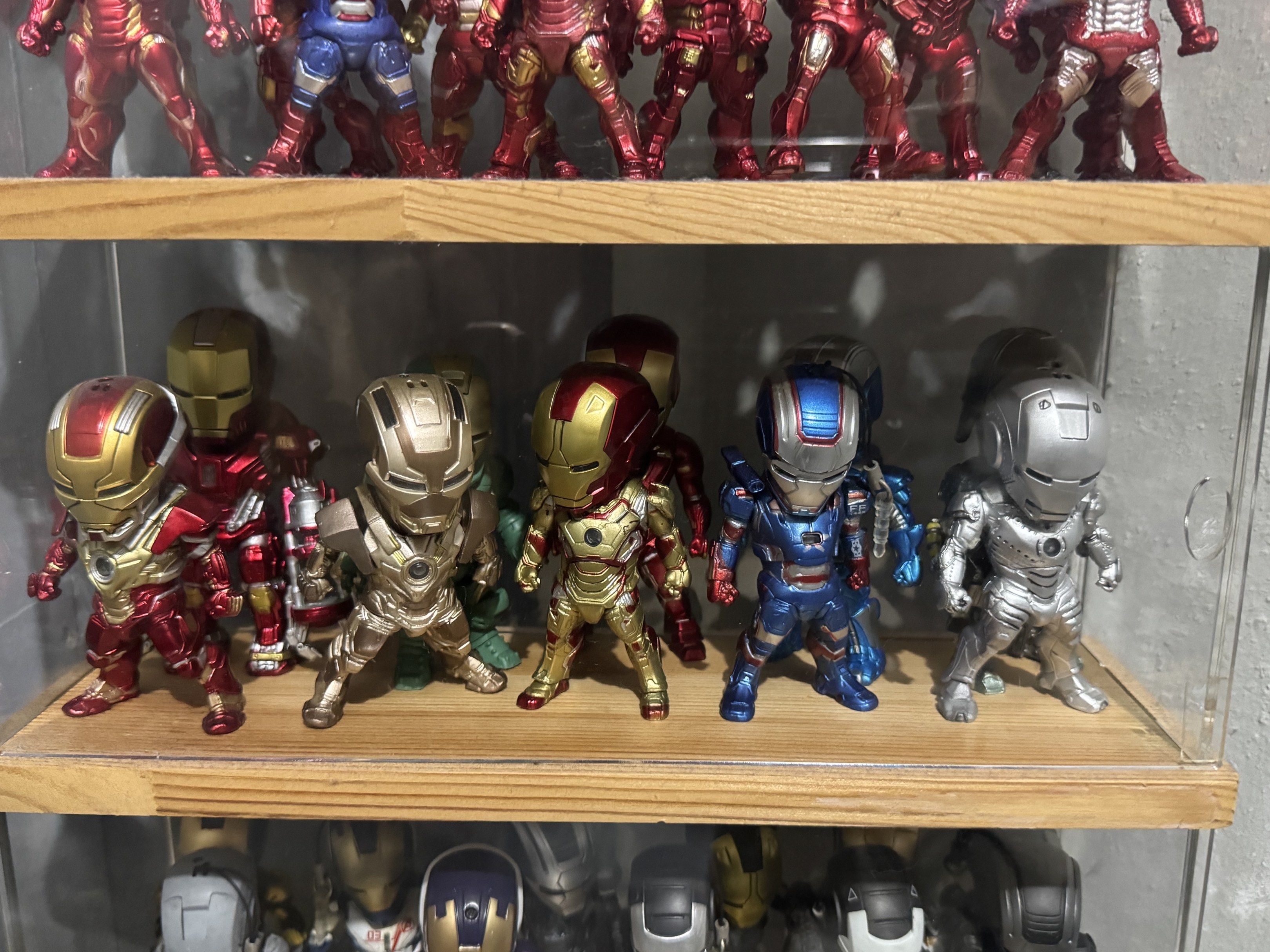 Iron Man Q-Fig Collection egg attack/kids logic COMPLETE SET (Category: Figurines & Statues) located in Quezon City. Submitted by robotbad_97 (Listing ID 1418659943, Image 3). Description: No rush, for sure buyer only. Complete set with extra figure, all authentic. No batteries. With box. Case included for sure buyer. Shipping not included..
