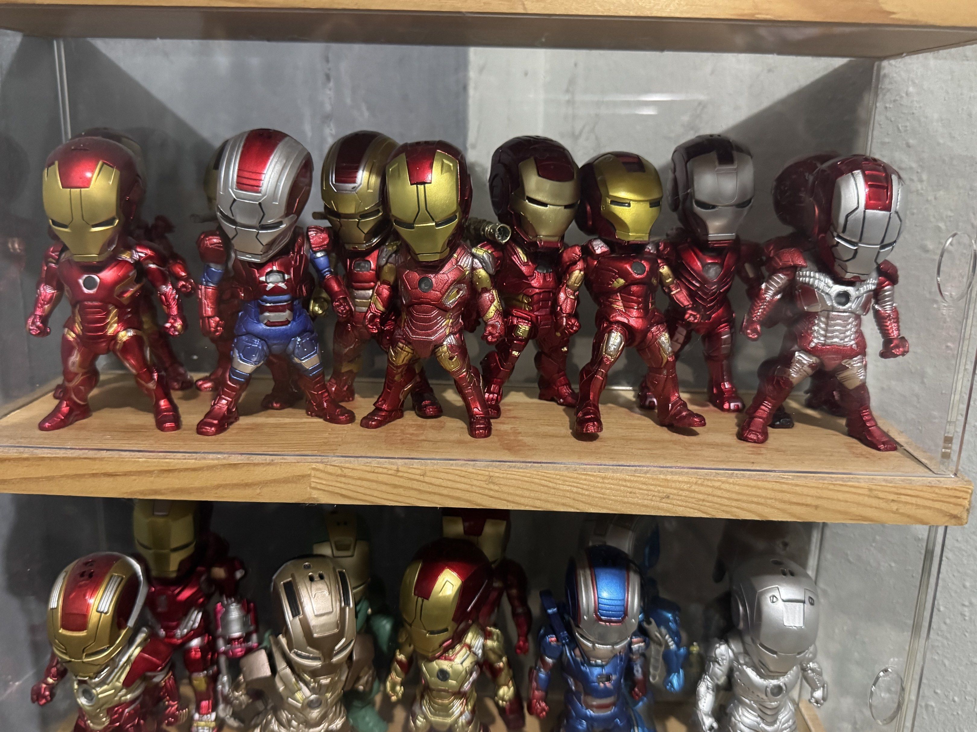 Iron Man Q-Fig Collection egg attack/kids logic COMPLETE SET (Category: Figurines & Statues) located in Quezon City. Submitted by robotbad_97 (Listing ID 1418659943, Image 2). Description: No rush, for sure buyer only. Complete set with extra figure, all authentic. No batteries. With box. Case included for sure buyer. Shipping not included..