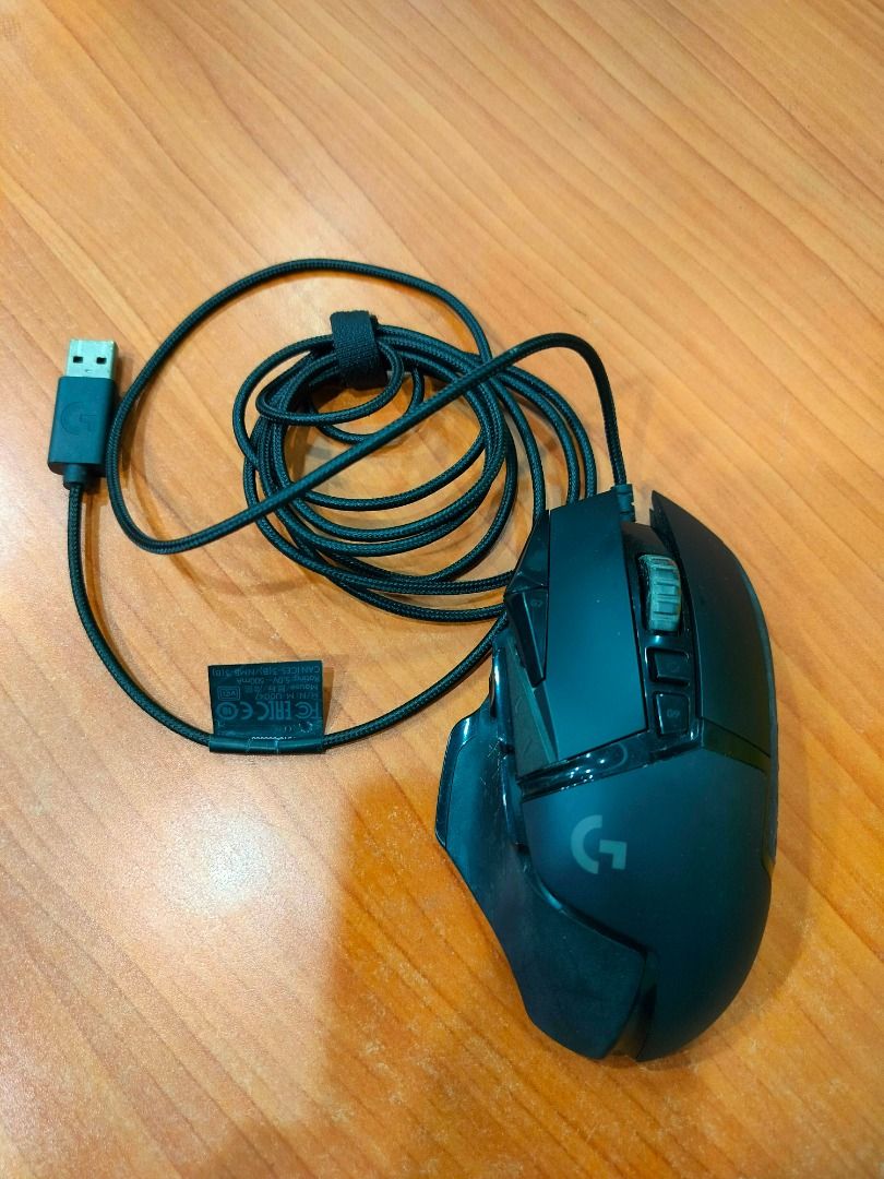 Logitech G502 HERO Gaming Mouse (Category: Mouse & Mousepads) located in Manila. Submitted by msadlawan646634 (Listing ID 1418600490, Image 1). Description: Dimensions Height: 40 mm Width: 75 mm Length: 131.2 mm General Specifications Resolution: 100 – 25,600 DPI Onboard memory: Up to 5 profiles (requires firmware 127.1.7) LIGHTSYNC RGB: 1 zone Weight: 121 g ( 4.27 oz) mouse only Optional extra weights: up to 18 g (0.18 x 0.13oz (5x 3.6 g) Respon