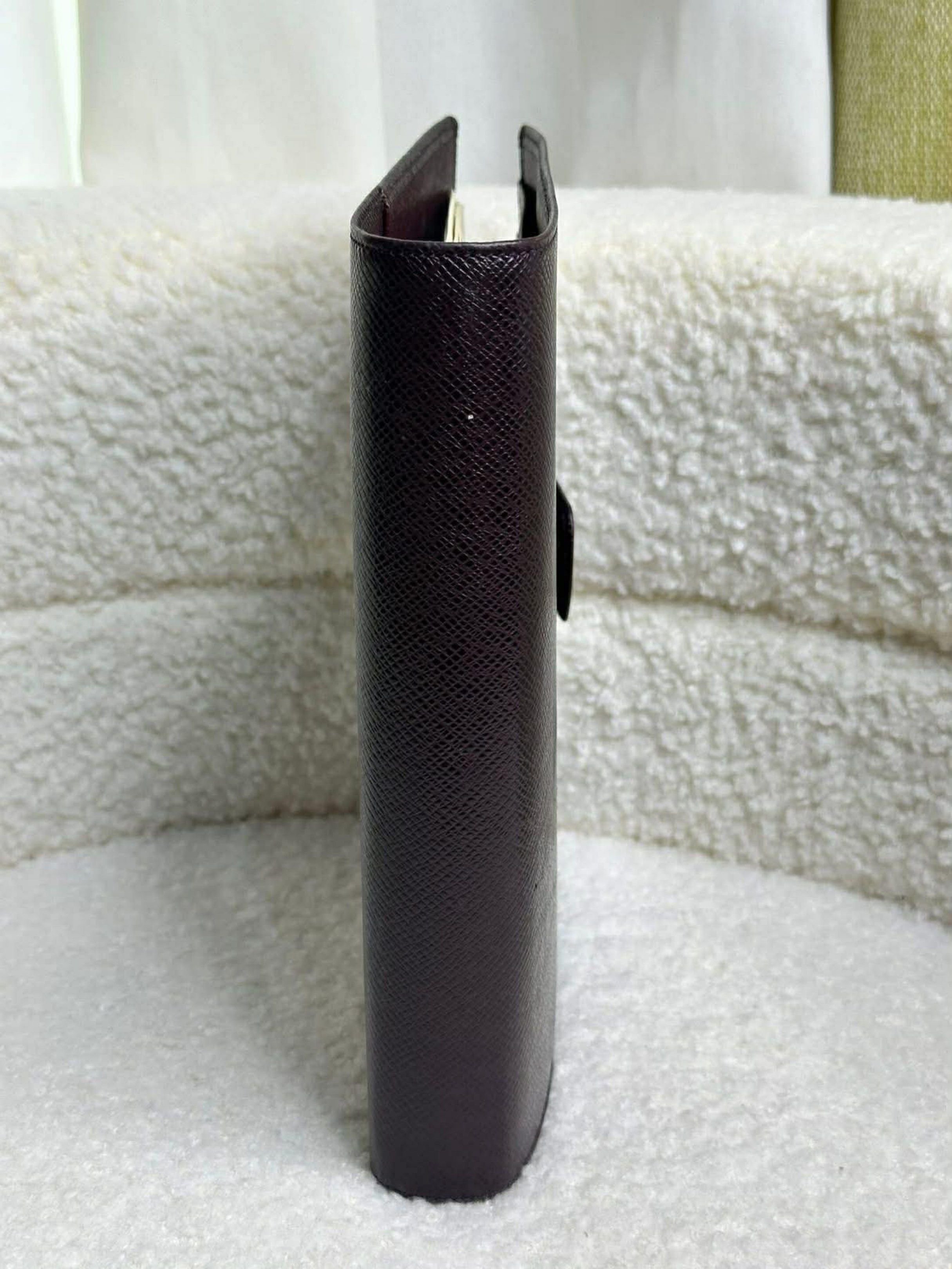 Louis Vuitton Agenda MM Organizer (Category: Luxury Bags & Wallets) located in Manila. Submitted by ceeh.sells (Listing ID 1418713889, Image 3). Description: Burgundy MM Agenda.