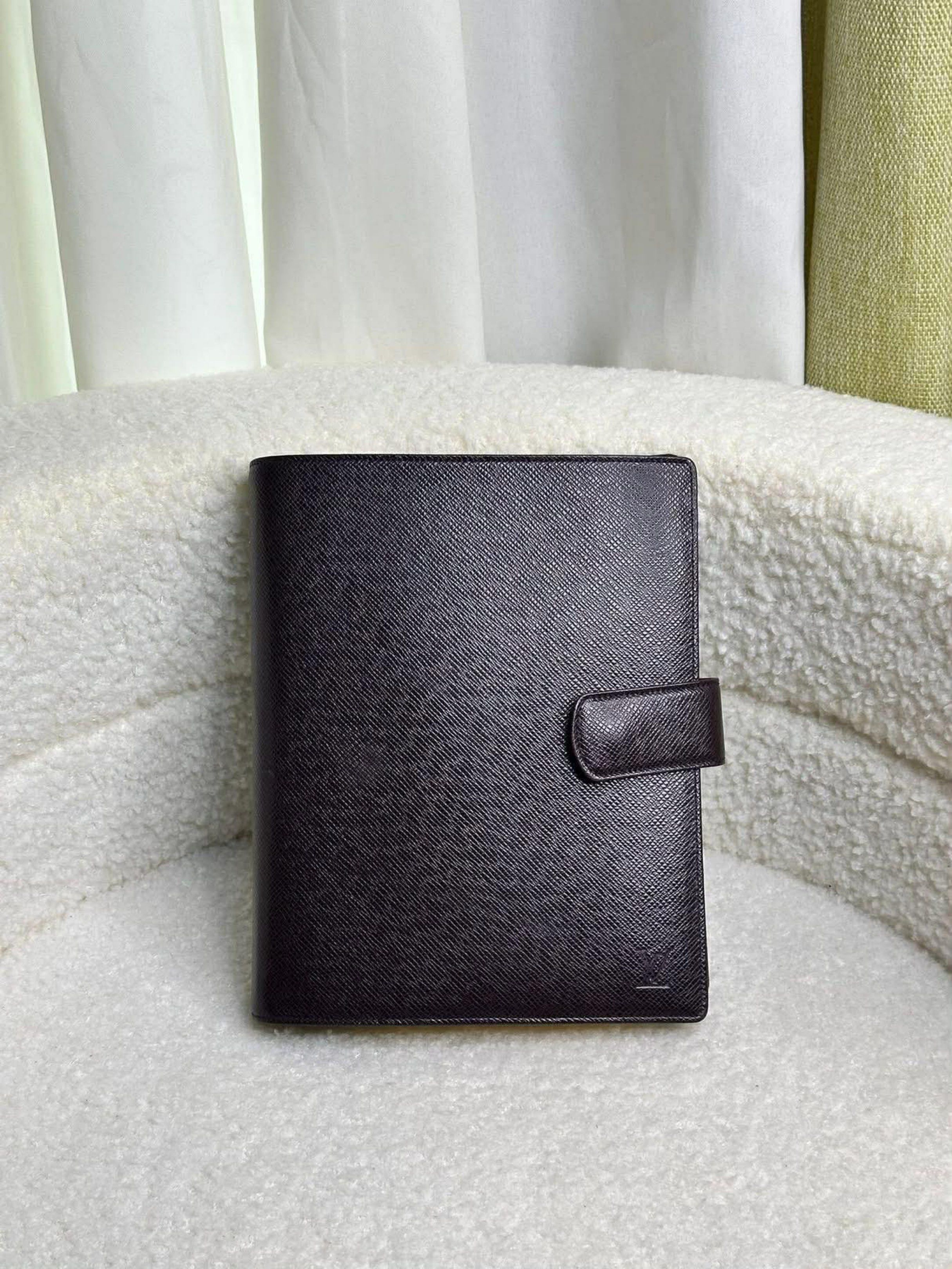 Louis Vuitton Agenda MM Organizer (Category: Luxury Bags & Wallets) located in Manila. Submitted by ceeh.sells (Listing ID 1418713889, Image 1). Description: Burgundy MM Agenda.