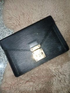 (Category: ) located in . Submitted by edluxe (Listing ID 1418602278, Image 1). Description: .