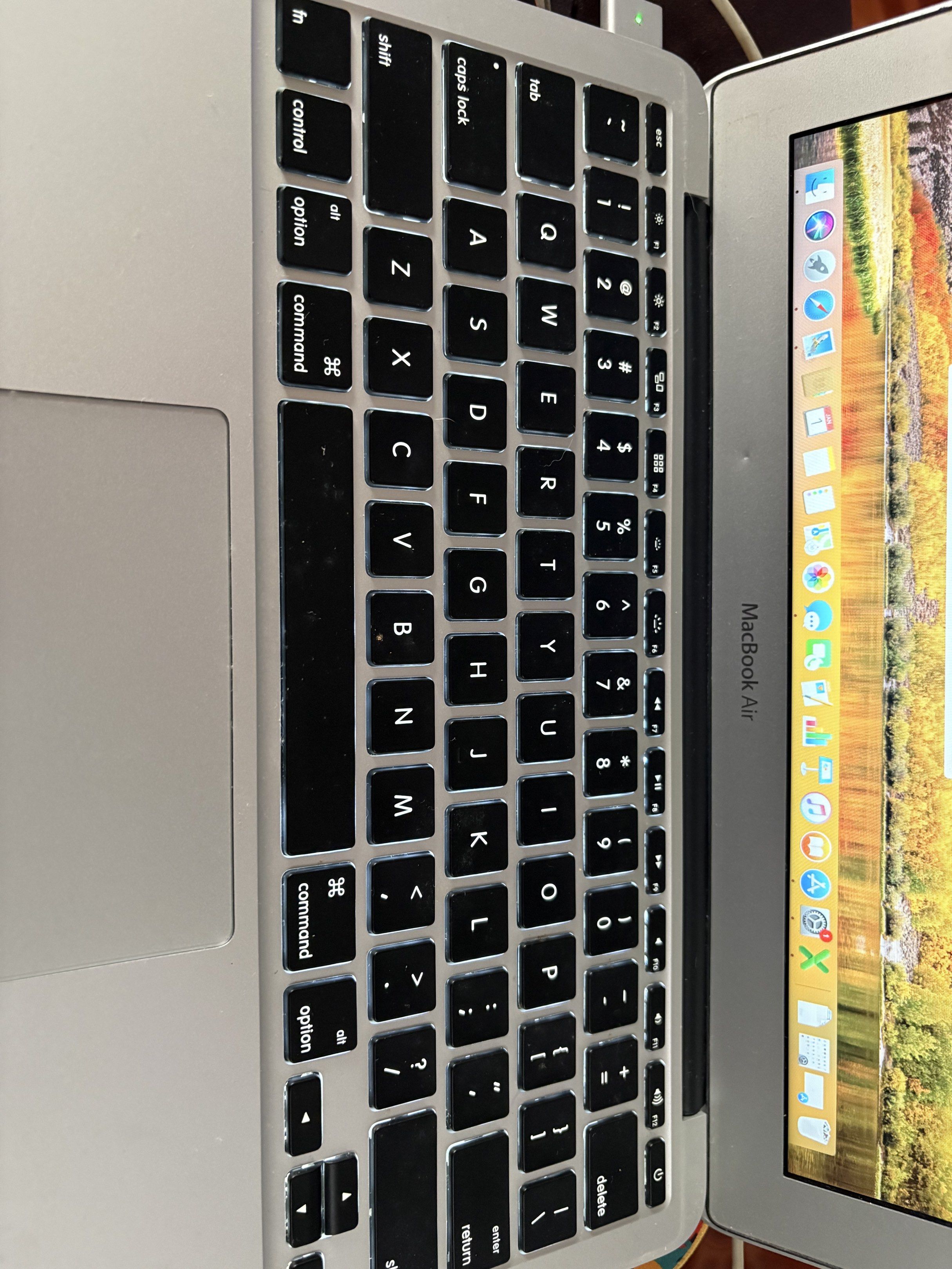 MacBook Air 11-inch 2014 (Category: Laptops & Notebooks) located in Dasmarinas. Submitted by melram83 (Listing ID 1418652335, Image 3). Description: Macbook air 11 inch 2014 No history of repair Hindi po ito masyadong nagamit then na-store na lang. Perfect for students or anyone needing a reliable laptop for everyday tasks. Check out the photos for the specs! If you're interested, let me know!.