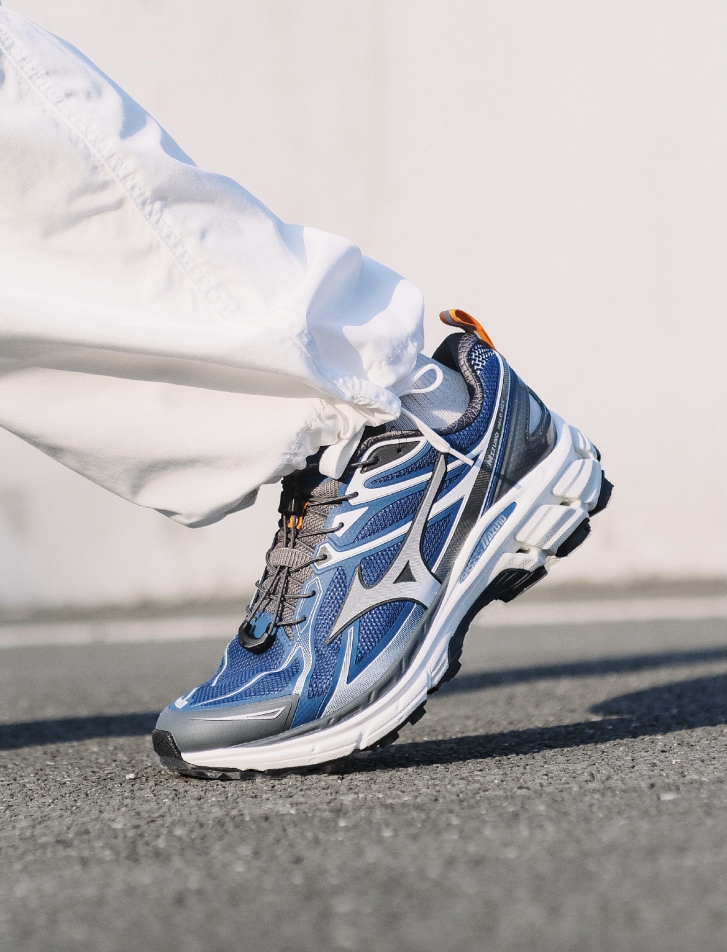 mizuno-halo-mix-tl-navy-blue-men-s-fashion-footwear-sneakers-on
