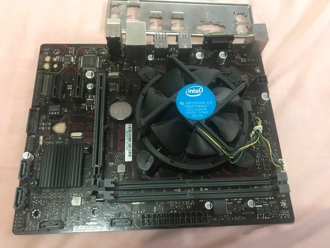 Motherboard (Bu)ndle (Category: Computer Parts) located in Taguig. Submitted by rpgeng1014 (Listing ID 1418666576, Image 3). Description: Motherboard (Bu)ndle with Backplate Intel® Socket 1151for 7th/6th Generation i5/CoreProcessors, The Intel fan is attached to the CPU. Intel CPU and HSF. Includes several SATA ports, RAM(not included) RAMslots, and a back panel for connectivity. .