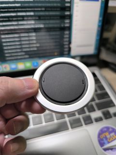 (Category: ) located in . Submitted by vince.declutters (Listing ID 1418737567, Image 1). Description: .