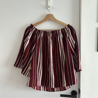 (Kategori: ) berada di . Dikirim oleh declutterwithsyf (ID iklan 1418776829, Gambar 1). Deskripsi: .