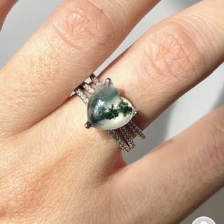 (Category: ) located in . Submitted by infinitecrystals.sg (Listing ID 1418640797, Image 1). Description: .