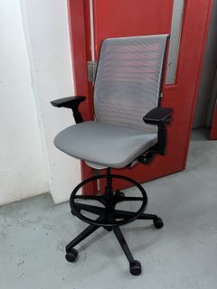 (Category: ) located in . Submitted by office.chair.seller (Listing ID 1418675378, Image 1). Description: .