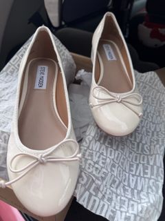 (Category: ) located in . Submitted by riya_preloved (Listing ID 1418717601, Image 1). Description: .