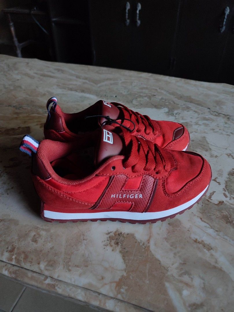 Tommy Hilfiger Red Sneakers Size 11 (Category: Sneakers) located in Mangaldan. Submitted by michelle_2004 (Listing ID 1418596445, Image 1). Description: - Red Tommy Hilfiger sneakers - Size 11 - Tommy Hilfiger logo on side and tongue - White sole - Red and white striped pull tab.
