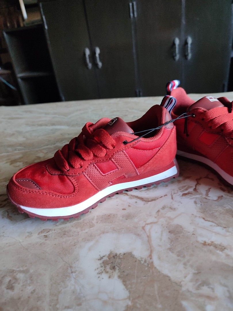 Tommy Hilfiger Red Sneakers Size 11 (Category: Sneakers) located in Mangaldan. Submitted by michelle_2004 (Listing ID 1418596445, Image 2). Description: - Red Tommy Hilfiger sneakers - Size 11 - Tommy Hilfiger logo on side and tongue - White sole - Red and white striped pull tab.