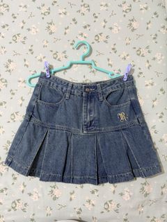 (Category: ) located in . Submitted by jskjwe (Listing ID 1418712423, Image 1). Description: .