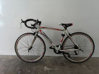 (Category: ) located in . Submitted by vgbike (Listing ID 1418640491, Image 1). Description: .
