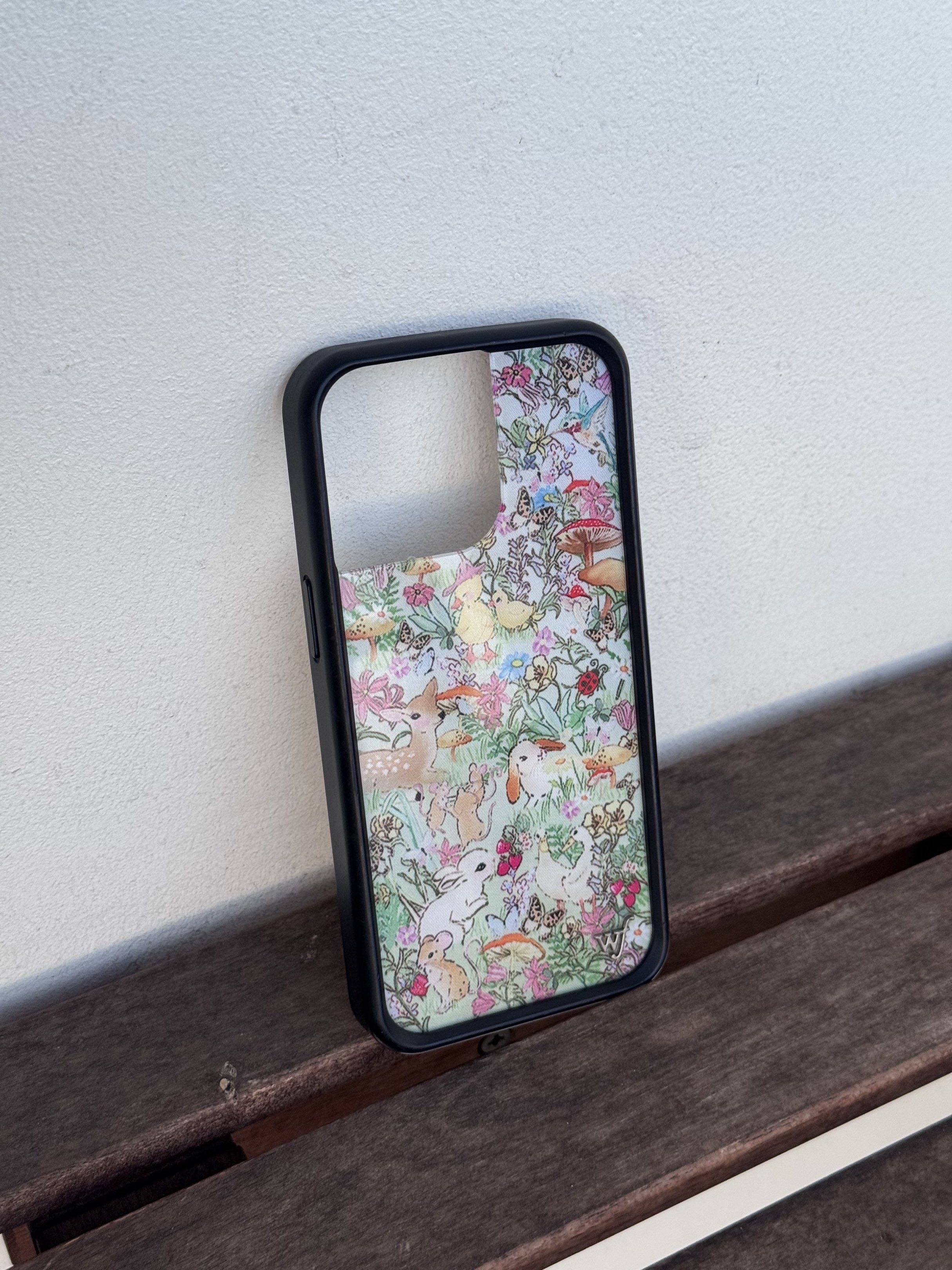 Wildflower Taylor Giavasis Case iPhone 15 pro max (Category: Cases & Sleeves) located in Manila. Submitted by ephtans (Listing ID 1418707802, Image 1). Description: loose edges but still intact no other issues price is nego with the packaging .