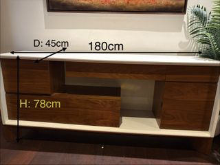 (Category: ) located in . Submitted by SweenyWong (Listing ID 1418646829, Image 1). Description: .