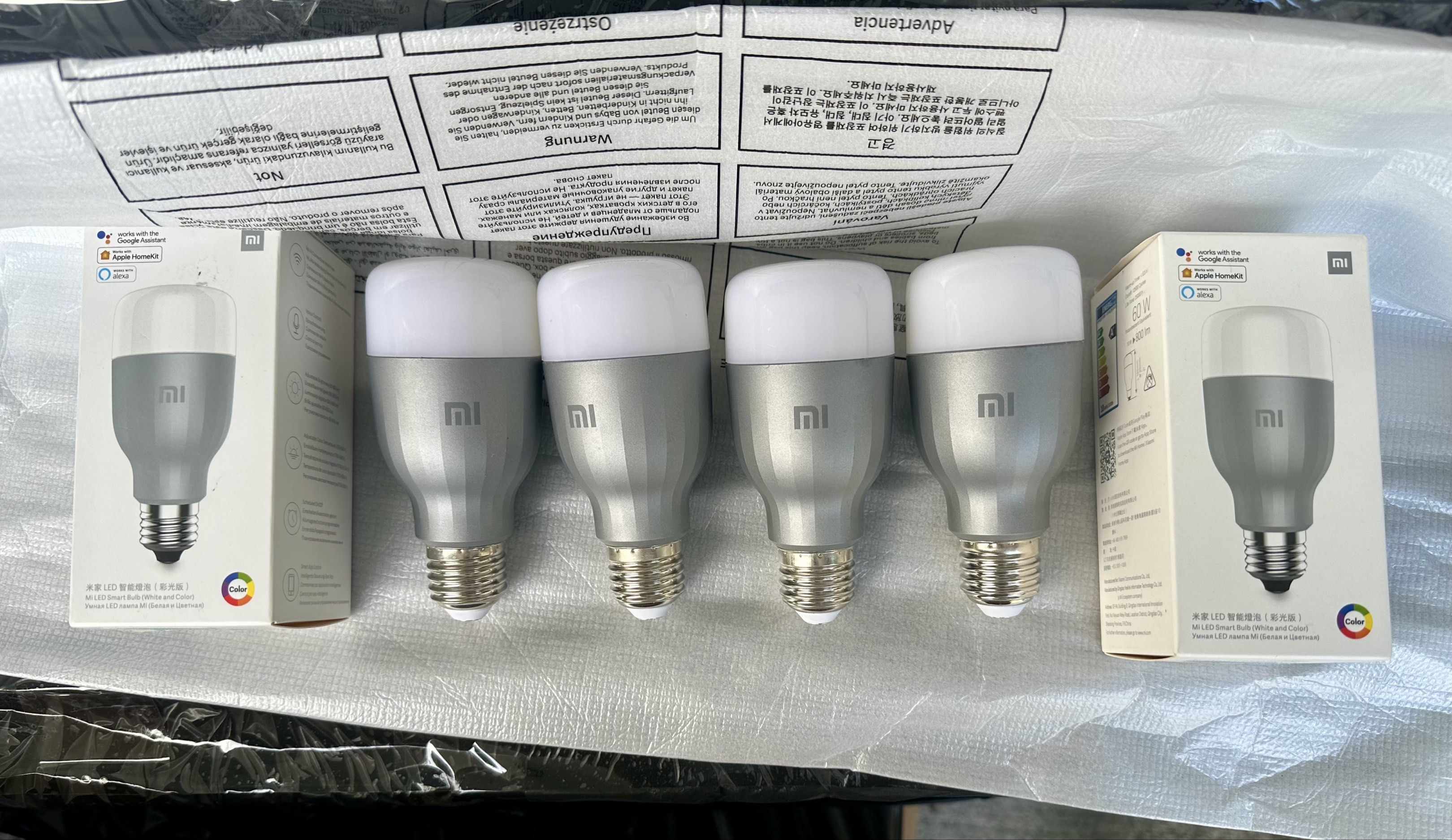 Xiaomi Mi LED Smart Bulb (White and Color) (Category: Lighting) located in Las Pinas. Submitted by tomarigato (Listing ID 1418730388, Image 1). Description: 500 each.