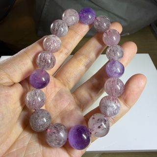 （分類：）位於 。 由 emmscrystall 提交（商品編號 1418801049，圖片 1）。簡介： 。