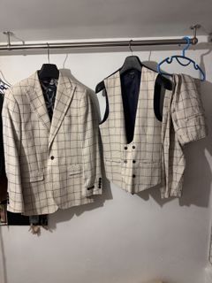 （分類：）位於 。 由 alanchan1994 提交（商品編號 1418963546，圖片 1）。簡介： 。