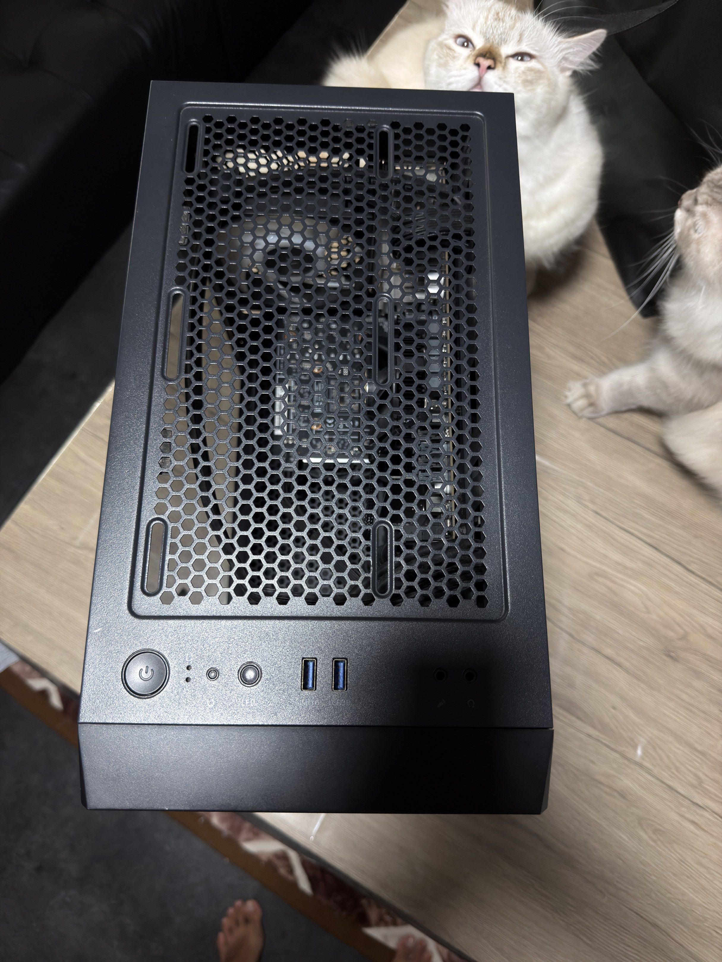 Aftershock Desktop PC - Gaming PC65561097458434114