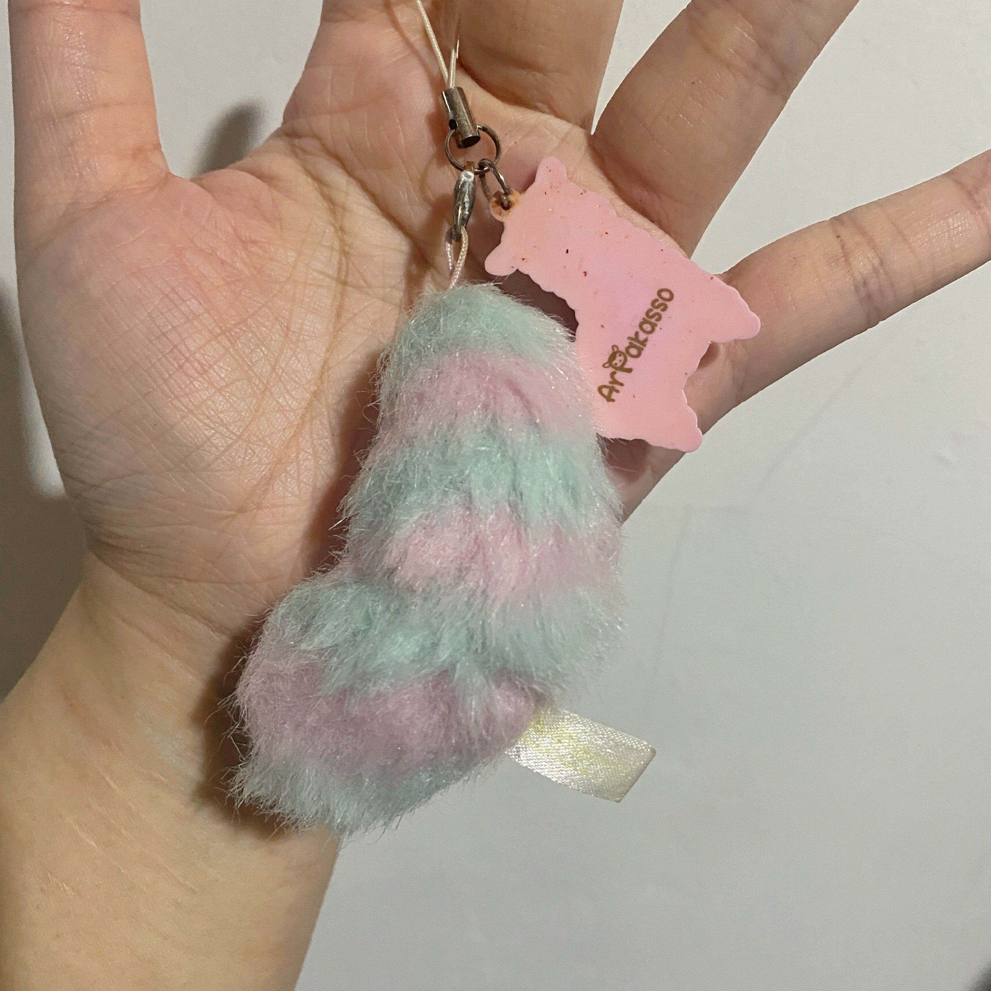 AMUSE Alpacasso Tail Phone Charm (Category: Character Goods) located in Bulacan. Submitted by ktwnh (Listing ID 1418906396, Image 2). Description: .