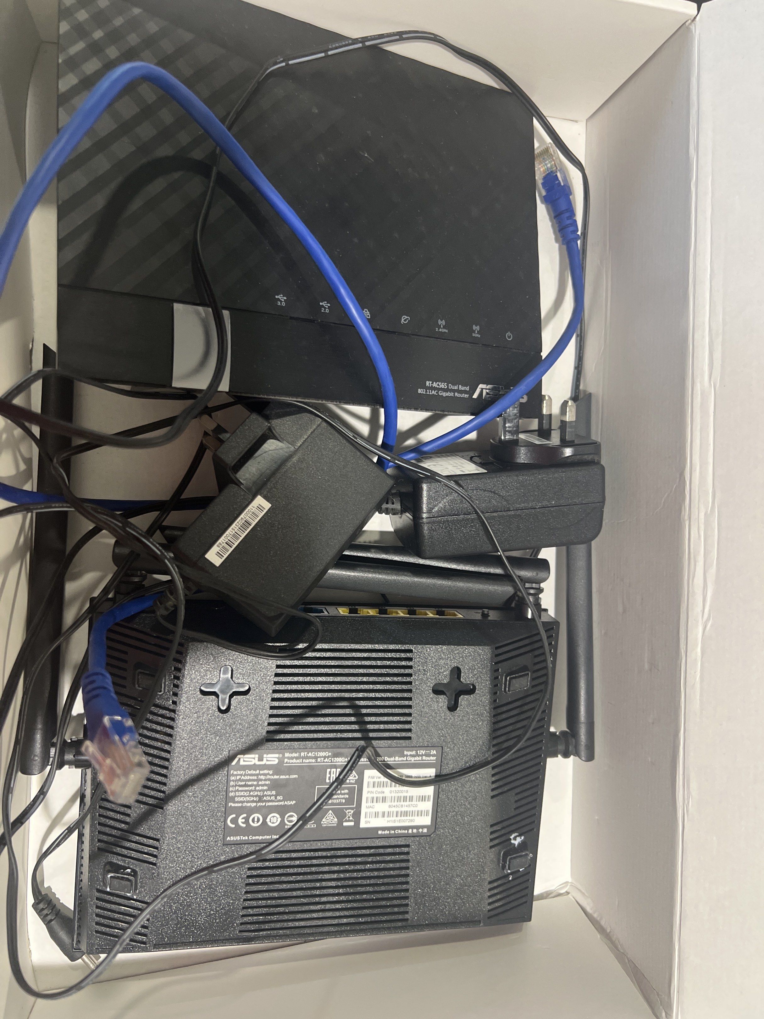 ASUS RT-AC56S and AC1200 Wireless Router