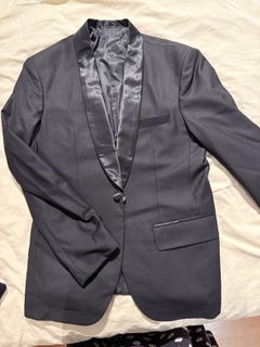 (Category: ) located in . Submitted by SsssL (Listing ID 1418921404, Image 1). Description: .