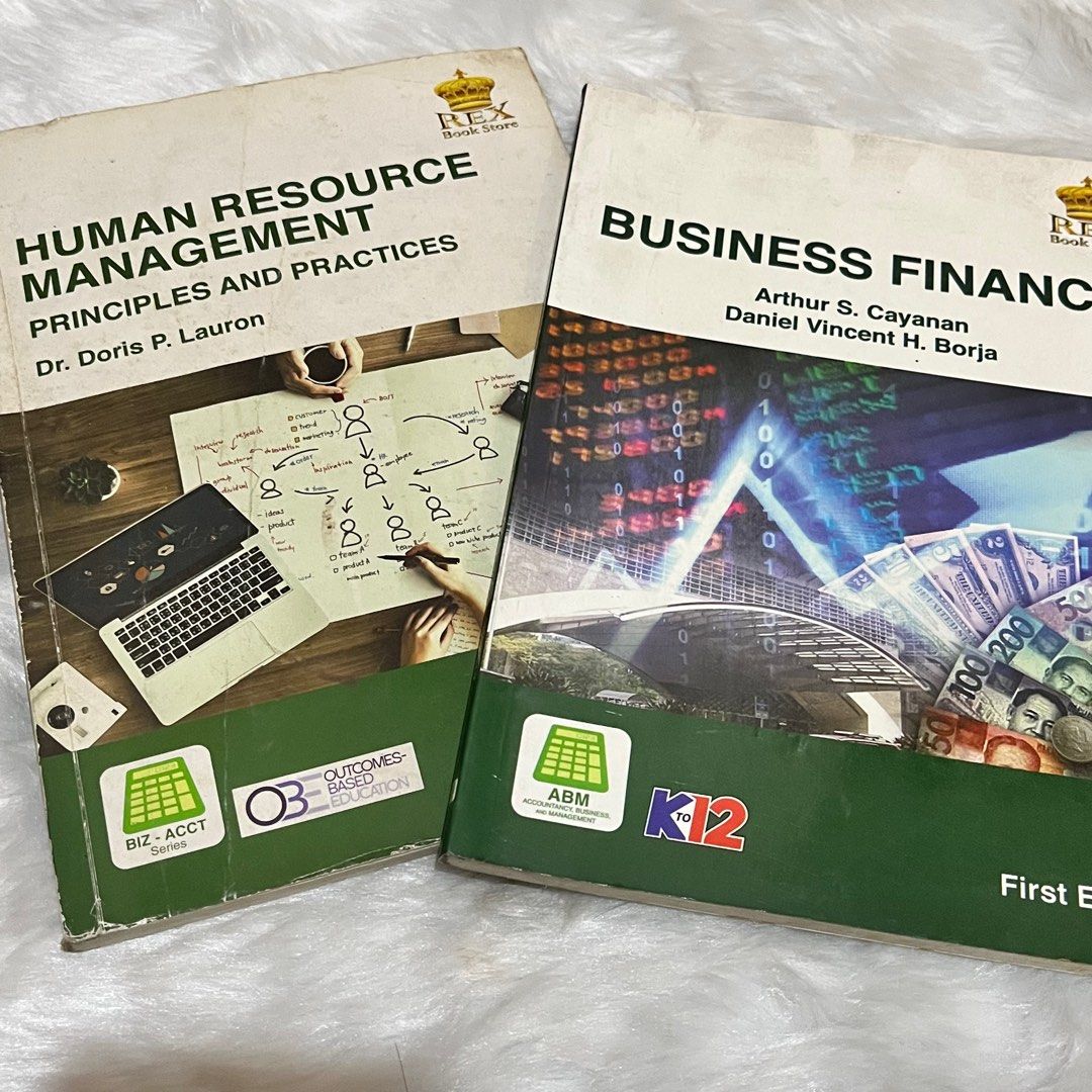 (bundle) Human Resource Management & Business Finance Textbooks (Category: Textbooks) located in Carmona. Submitted by declutter_girliepop (Listing ID 1418931418, Image 1). Description: -no highlights, no writings -bundle for 350 rfs: no longer needed.