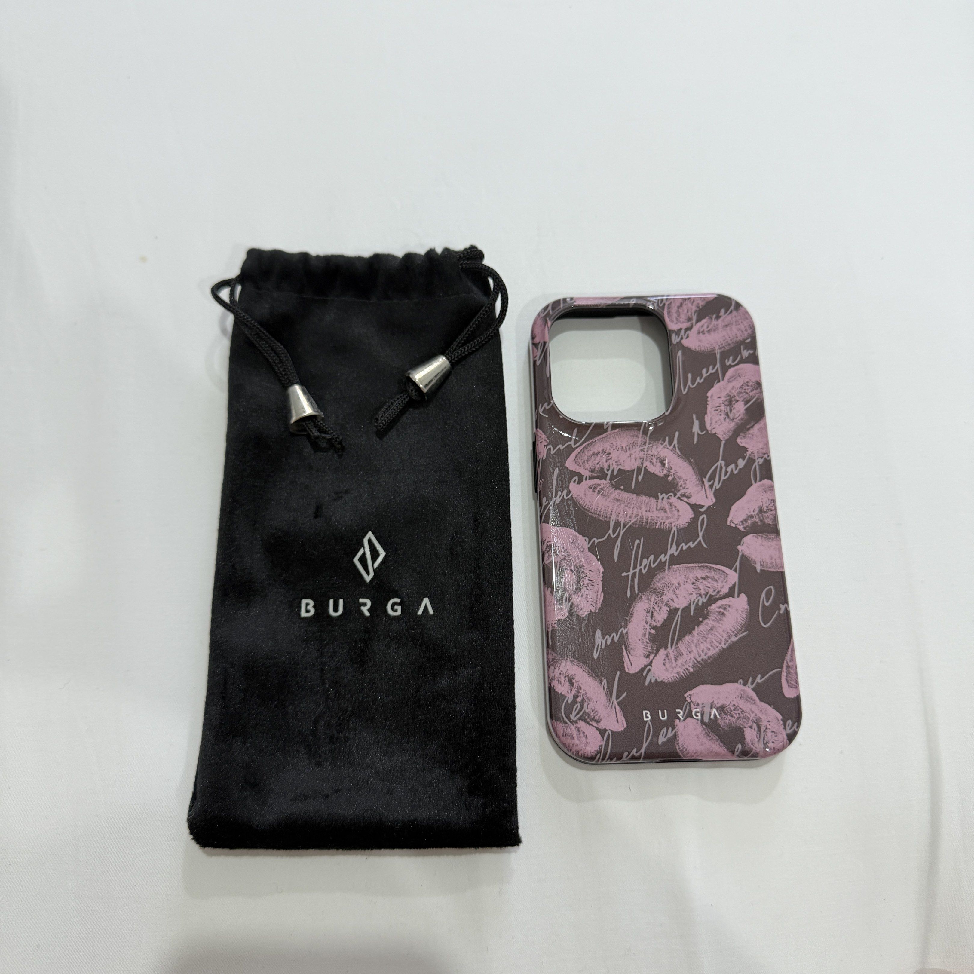 Burga Magsafe Case for iPhone 15 Pro (Category: Cases & Sleeves) located in Rizal. Submitted by milktoasttt (Listing ID 1418793085, Image 1). Description: - Original - iPhone 15 Pro - Issue on the pic.