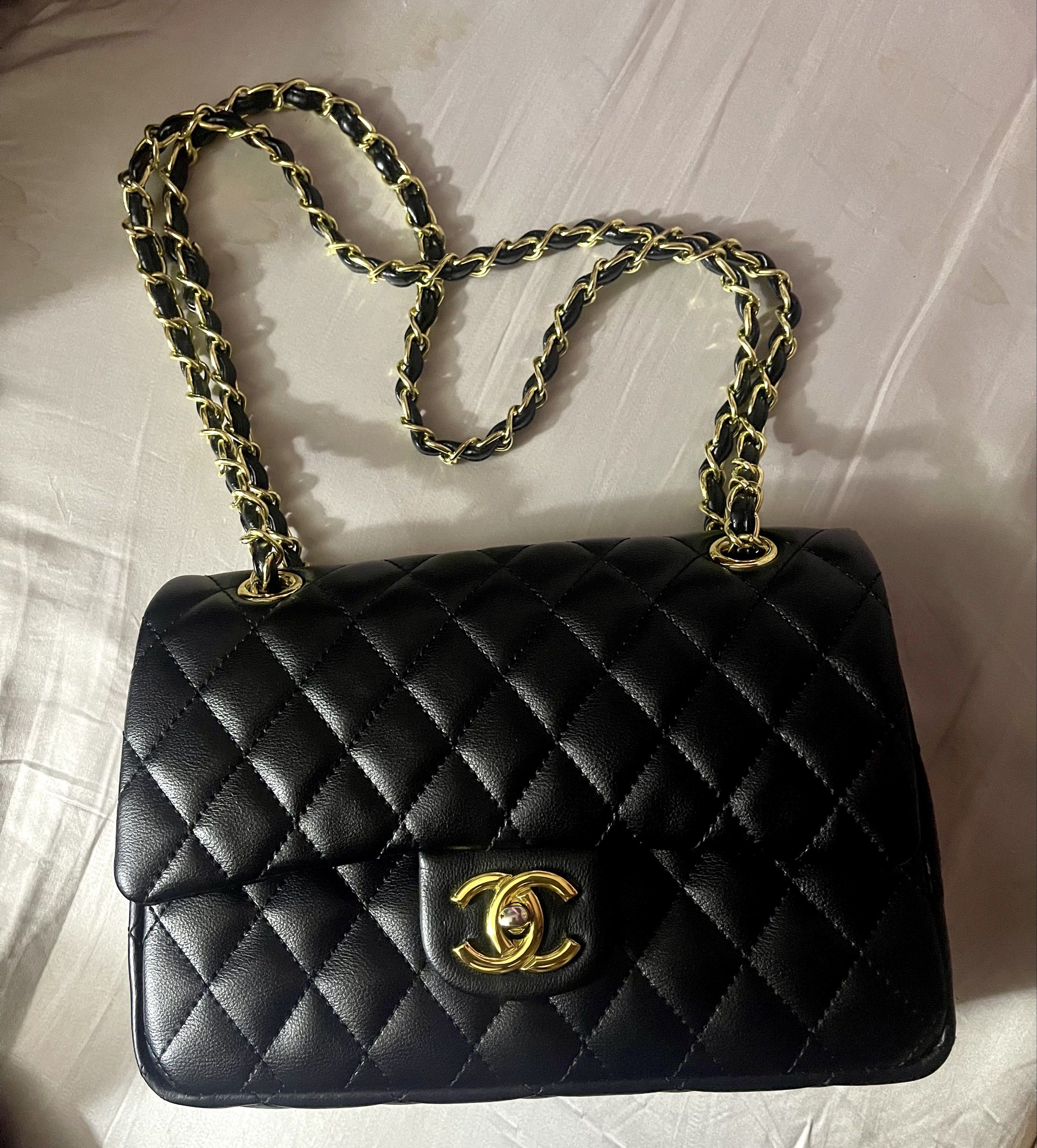 Chanel small flap (Category: Luxury Bags & Wallets) located in Mandaluyong City. Submitted by _spicethrift09 (Listing ID 1418848650, Image 2). Description: Chanel Small Flap 22S Shoulder (shoulder bag only) (SOLD) Chanel Small Flap (cross body) Lalamove or Flash express only.