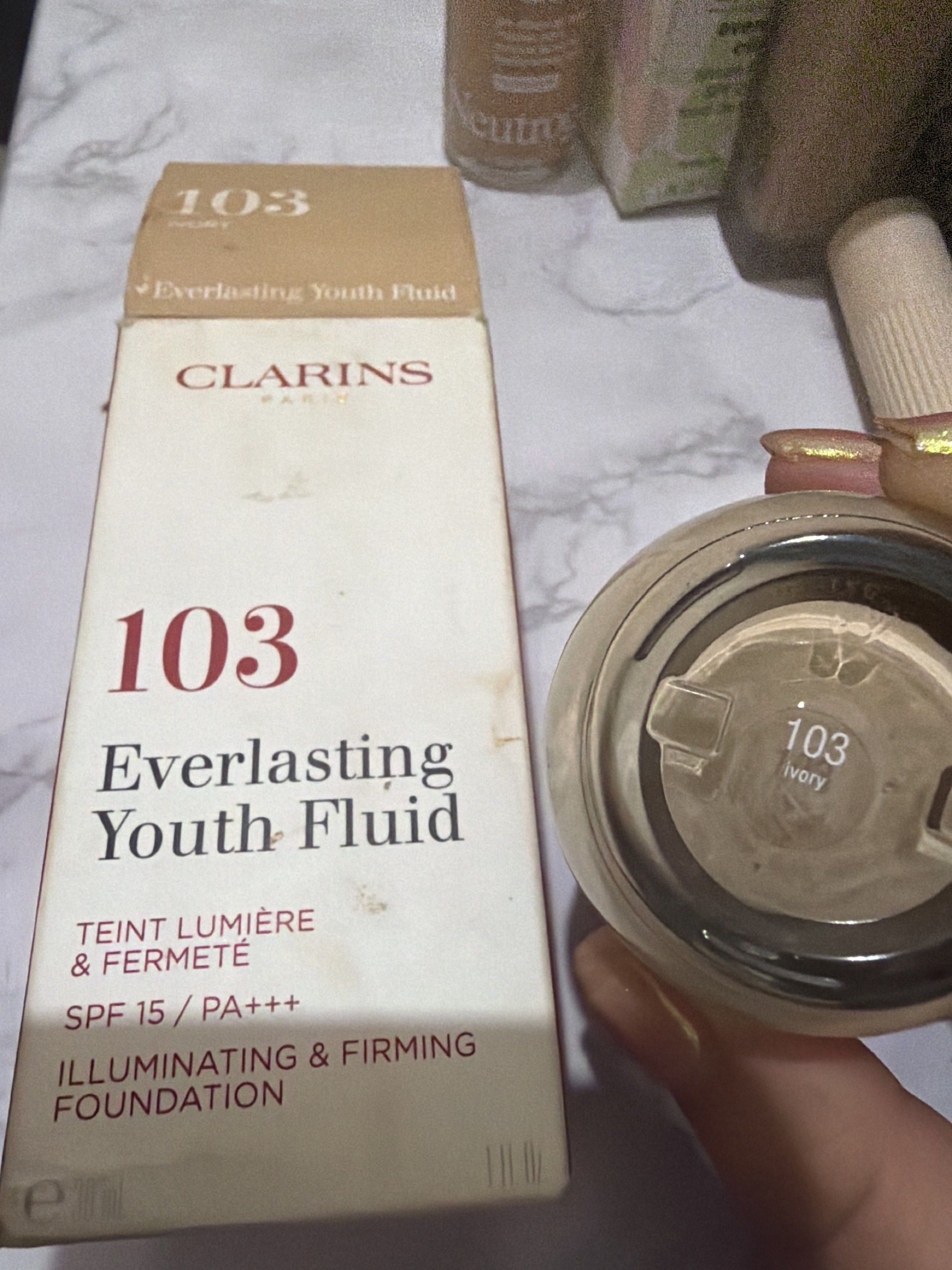 Clarins everlasting youth fluid foundation (Category: Makeup) located in Manila. Submitted by mvx.xv (Listing ID 1418777082, Image 2). Description: Not my shade Shade 103 ivory Just swatched.