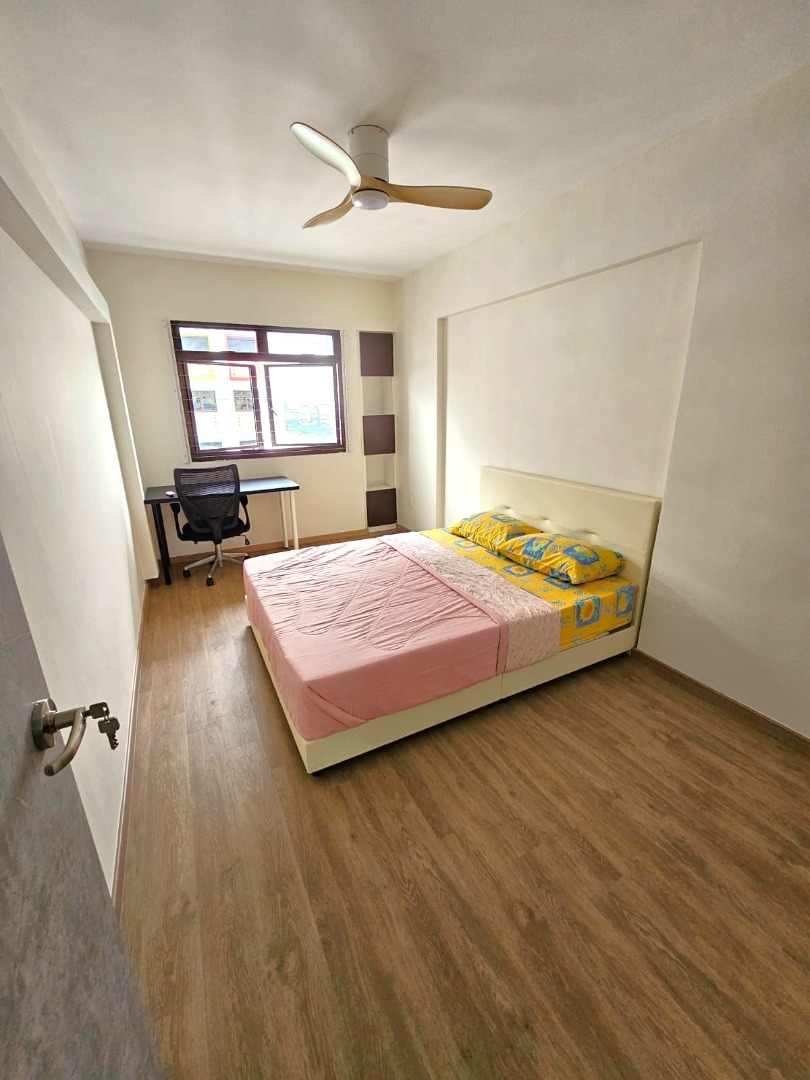 (Category: ) located in . Submitted by your_rental_specialist (Listing ID 1418919038, Image 1). Description: .