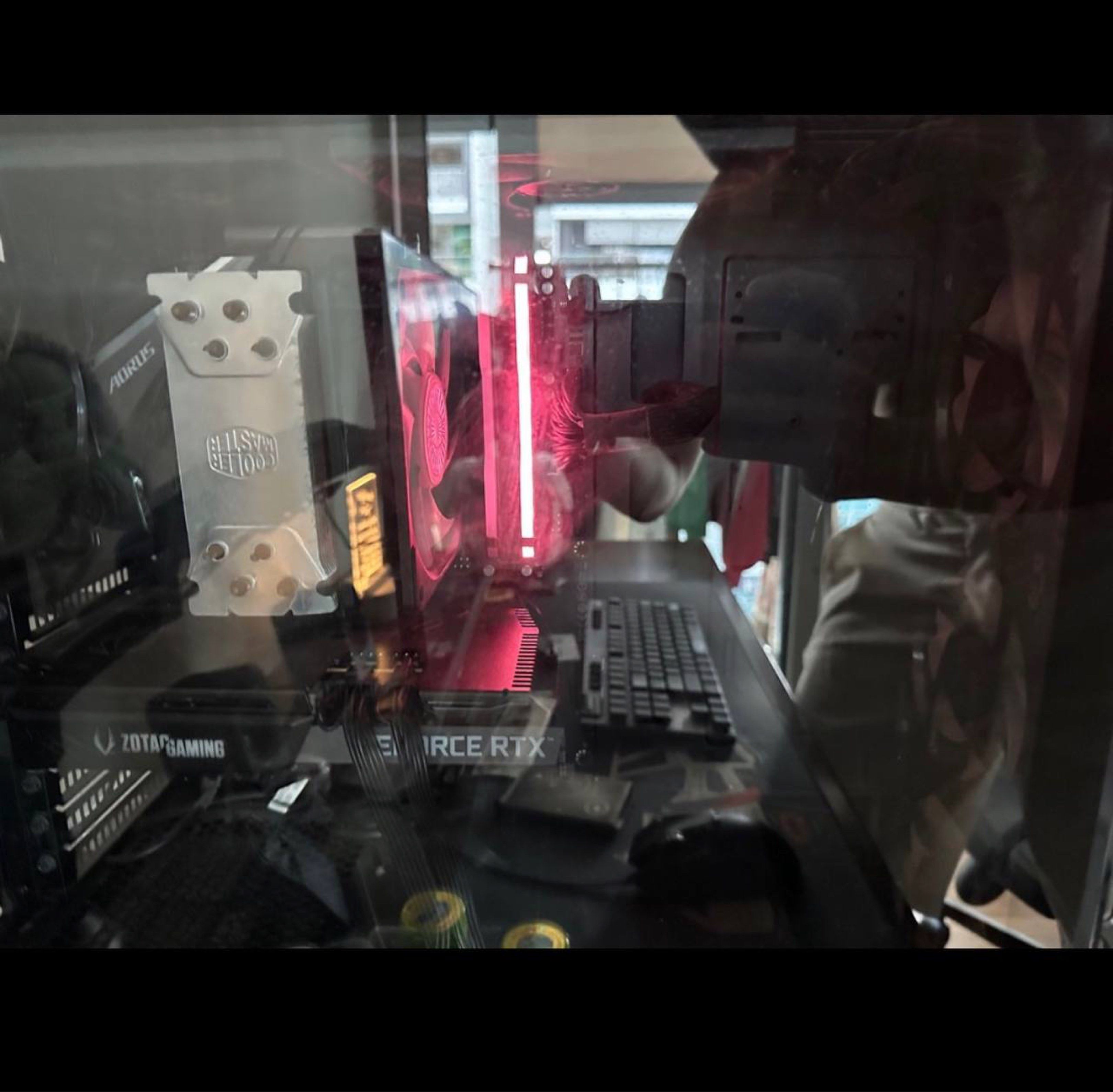 Cooler Master PC Case with RTX Graphics Card65561097422722111