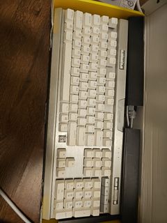 （分類：）位於 。 由 anthonywong908 提交（商品編號 1418971409，圖片 1）。簡介： 。