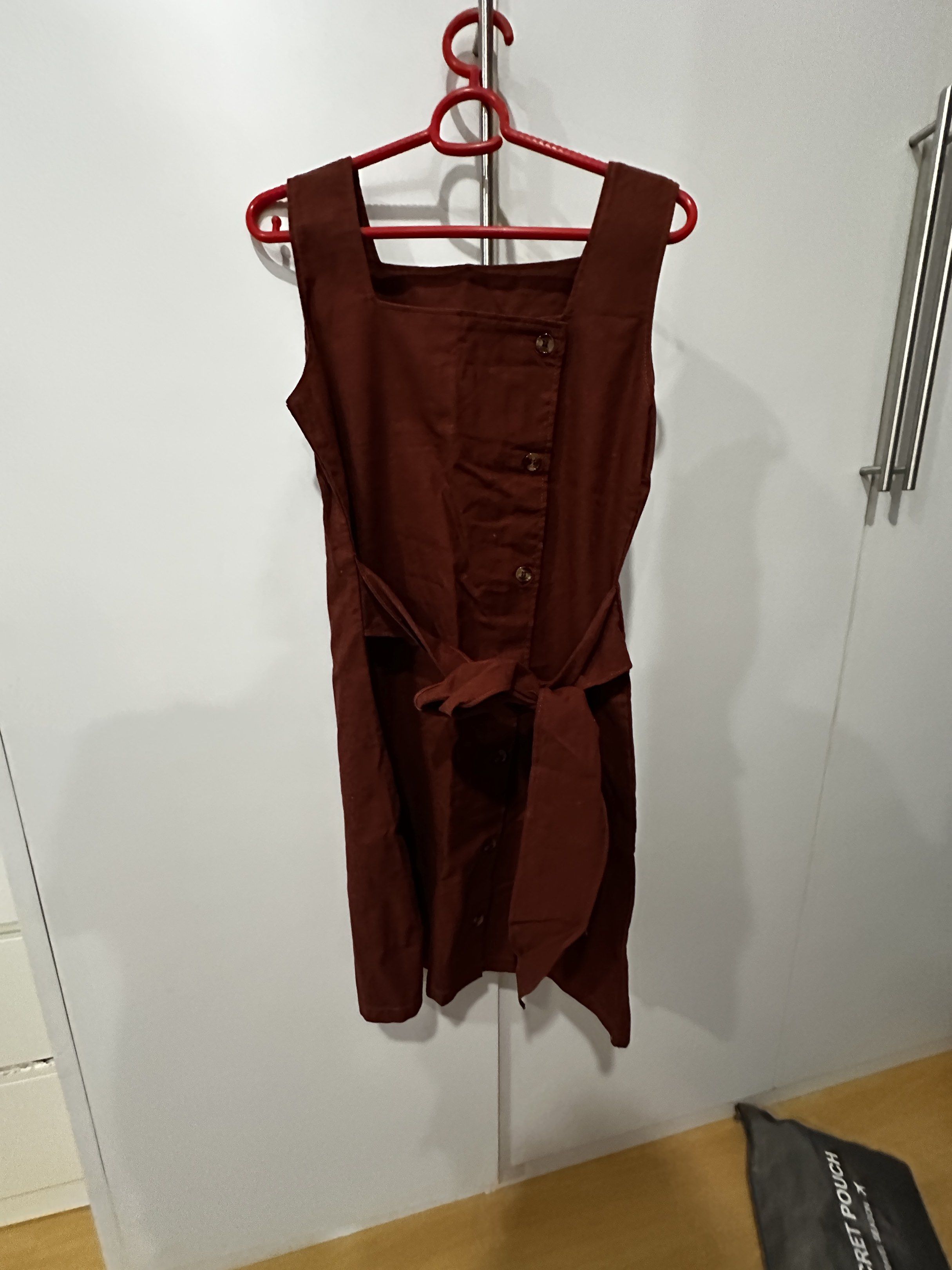 Dark Red Ress Dark red dress, Women's Fashion, Dresses & Sets, Dresses on Carousell