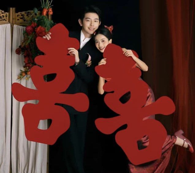 Double Happiness / Sanghee Wedding Engagement Props Decorations (Category: Other Home Decor) located in Quezon City. Submitted by wuppinn (Listing ID 1418922673, Image 1). Description: 👉🏼 Used for 5minutes for pictorial 👉🏼 Already have creases / folds when received from China 👉🏼 Original price is Php 480+ SF to PH but now selling for 290.