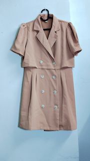 (Category: ) located in . Submitted by swwardrobe (Listing ID 1418789730, Image 1). Description: .