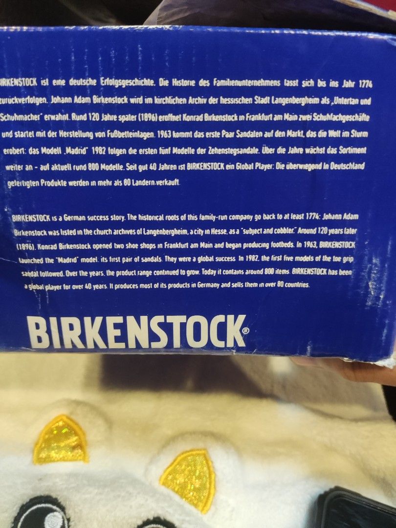 ForSale..Birkenstock Sandals (Category: Slippers & Slides) located in Quezon City. Submitted by good_to_try (Listing ID 1418915471, Image 2). Description: BRAND NEW Birkenstock Sandals - Olive Green, Made in Germany Description: ✅ 100% authentic, brand new with tag & original box ✅ Color: Olive green (metallic finish possible) ✅ Size: 45, UK12 ✅ Soft footbed for extra comfort ✅ Made in Germany - premium quality ✅ Reasonable price, negotiable for 
