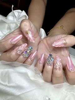 (Category: ) located in . Submitted by nxnxninxe (Listing ID 1418966993, Image 1). Description: .