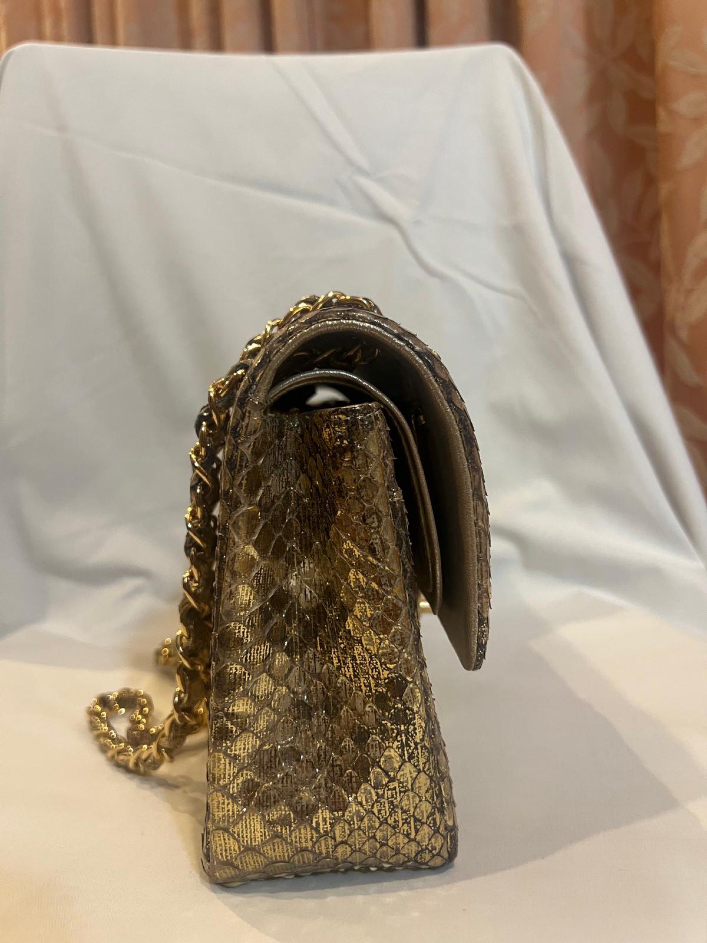 Gold Python bag (Category: Shoulder Bags) located in Singapore. Submitted by gobigorgohome89 (Listing ID 1418972437, Image 2). Description: .
